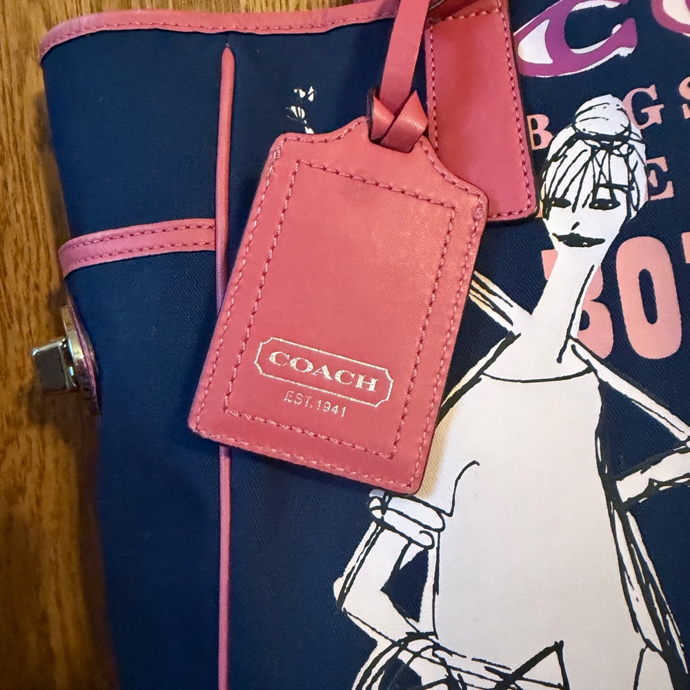 Coach Limited Edition Bonnie Cashin Navy Canvas Tote - Picture 3 of 8